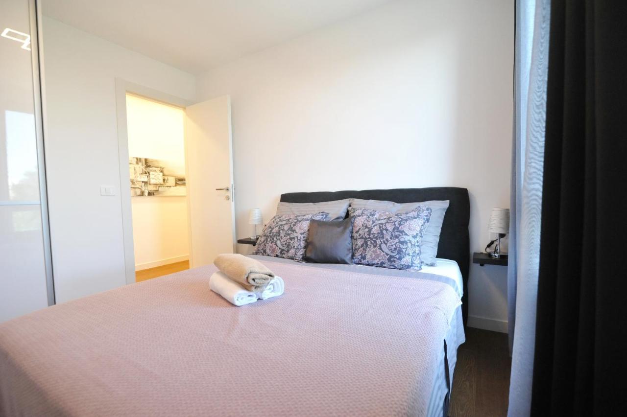 Novi Apartman Beti Blizu Plaze S Besplatnim Parkingom, Puntamika - Zadar Apartamento Exterior foto